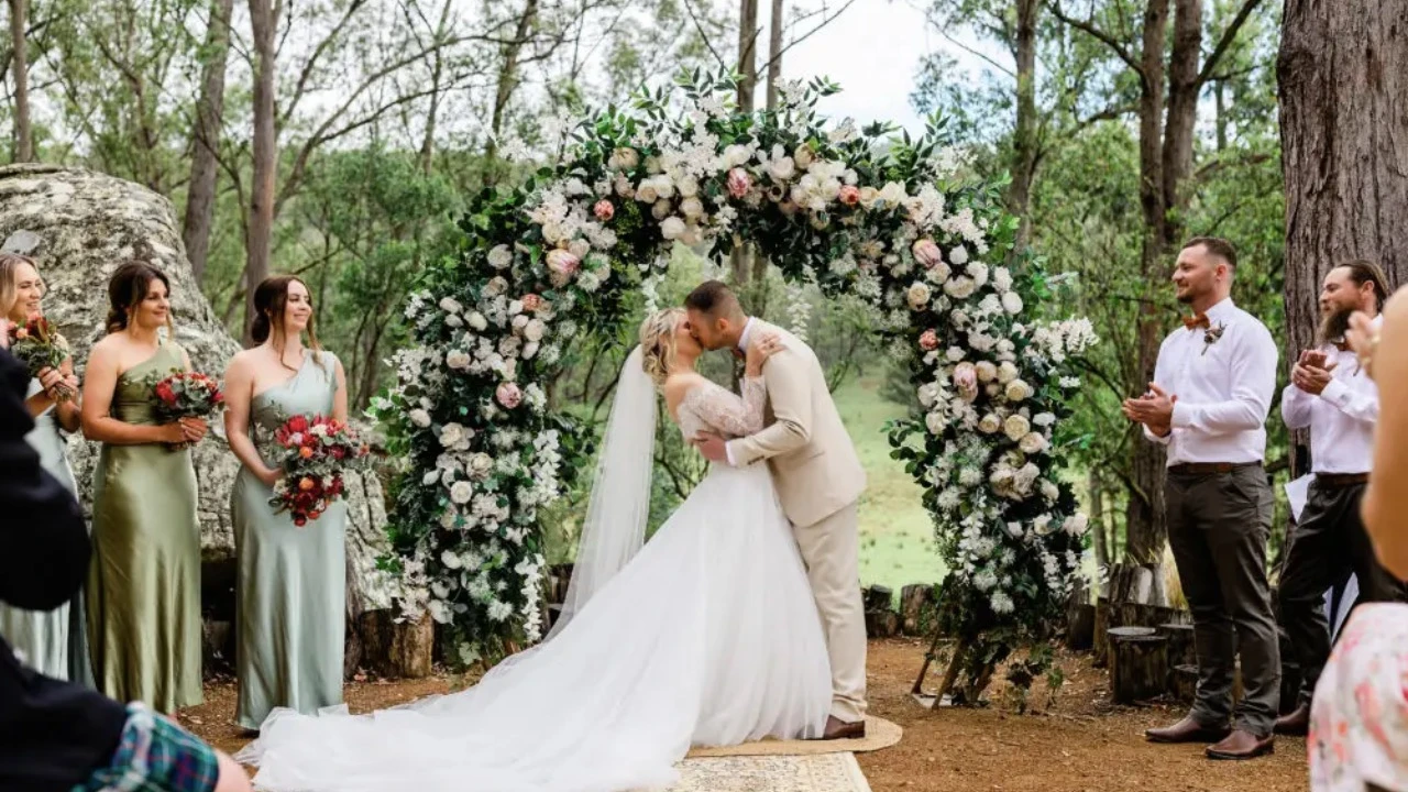 UNITED WEDDINGS 2025